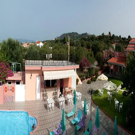 Апарт-отель Paradise Свороната