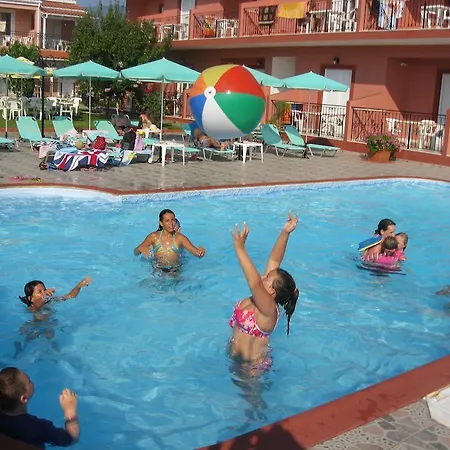Paradise Apart Otel 2*