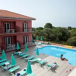 Paradise Ξενοδοχείο με διαμερίσματα Σβορωνάτα