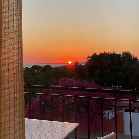 Paradise Aparthotel 4*