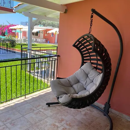 Aparthotel Paradise 4*