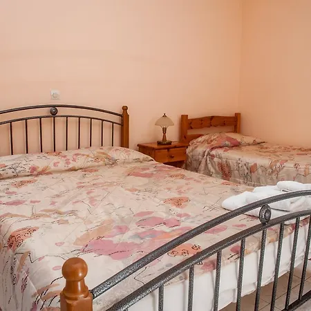 Paradise 4* Svoronata