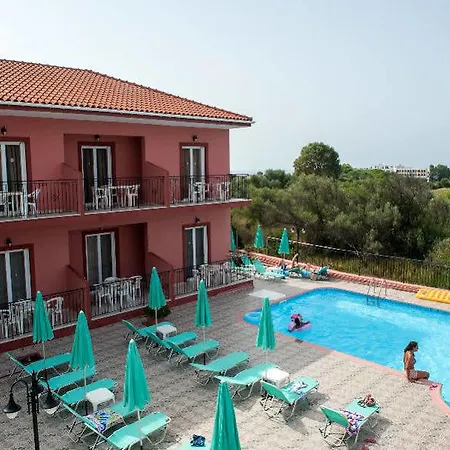 Paradise Aparthotel 4*