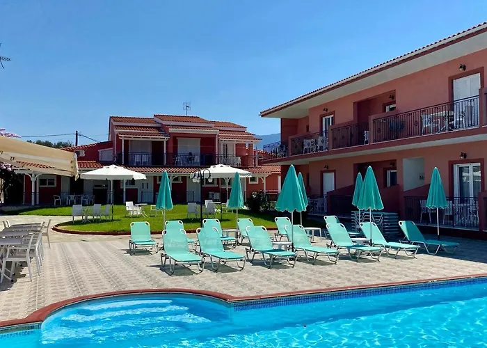 Aparthotel Paradise 4*