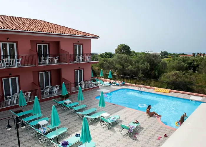 Paradise Aparthotel Svoronata