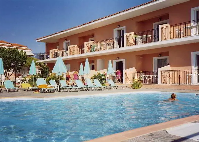 Paradise Aparthotel 4*
