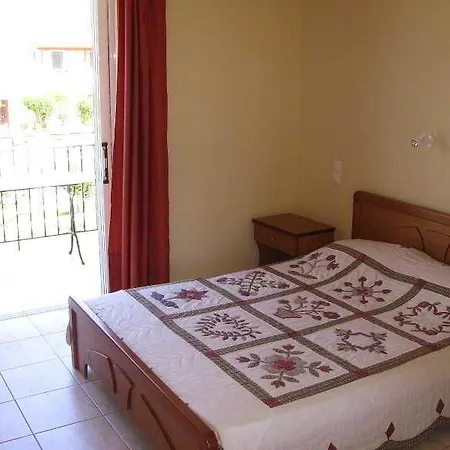Paradise 4* Svoronata