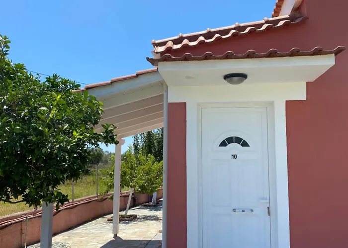 Paradise 4* Svoronata